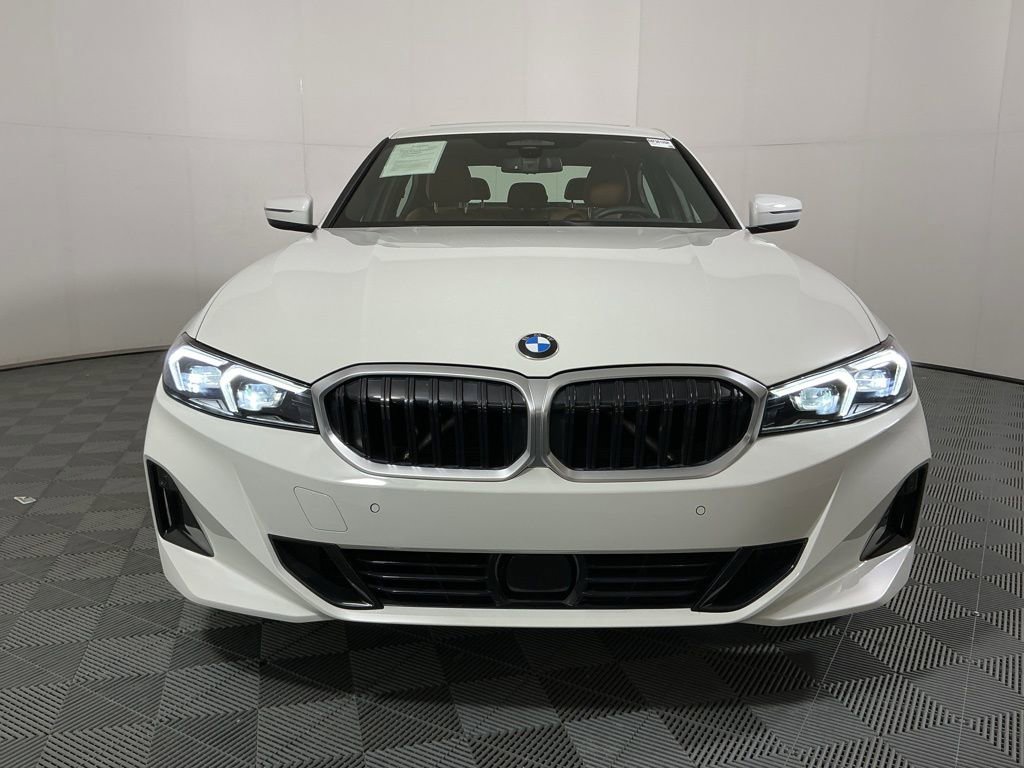 Certified 2025 BMW 330i Sedan w/ Premium Package RWD image 3