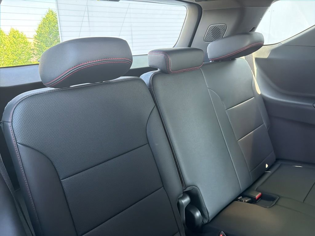 New 2026 Chevrolet Traverse Z71 w/ Enhanced Driving Package AWD/4WD image 7