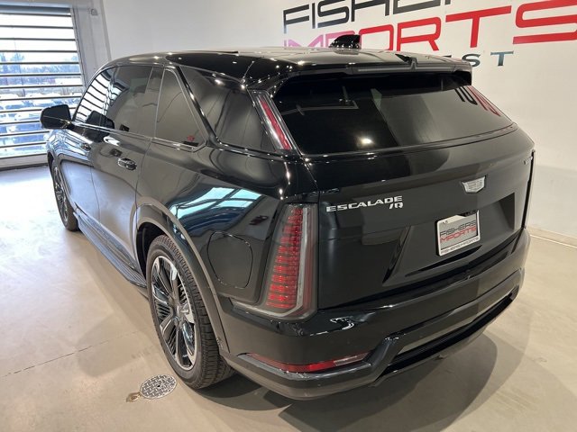 Used 2025 Cadillac Escalade IQ Sport 2 image 9