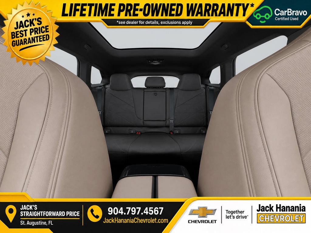 Used 2023 BMW iX xDrive50 w/ Sport Package AWD/4WD image 17