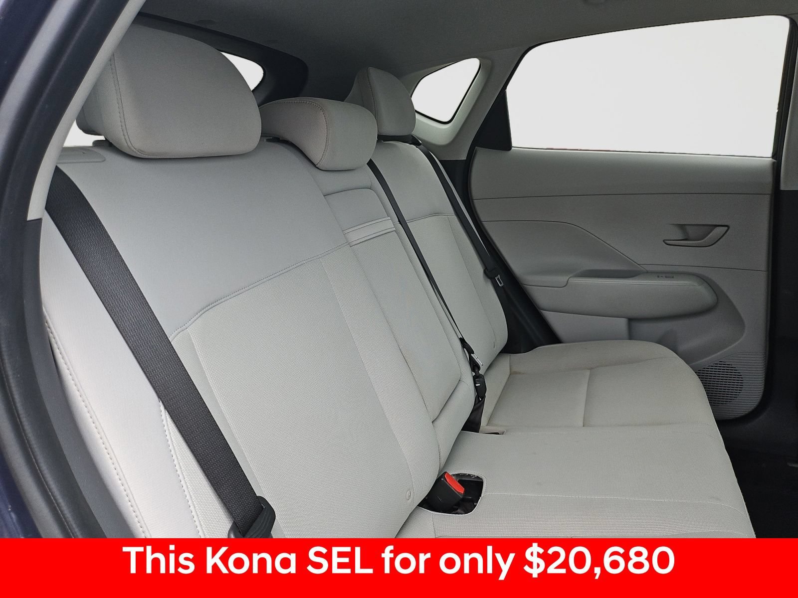 Used 2024 Hyundai Kona SEL AWD/4WD image 45
