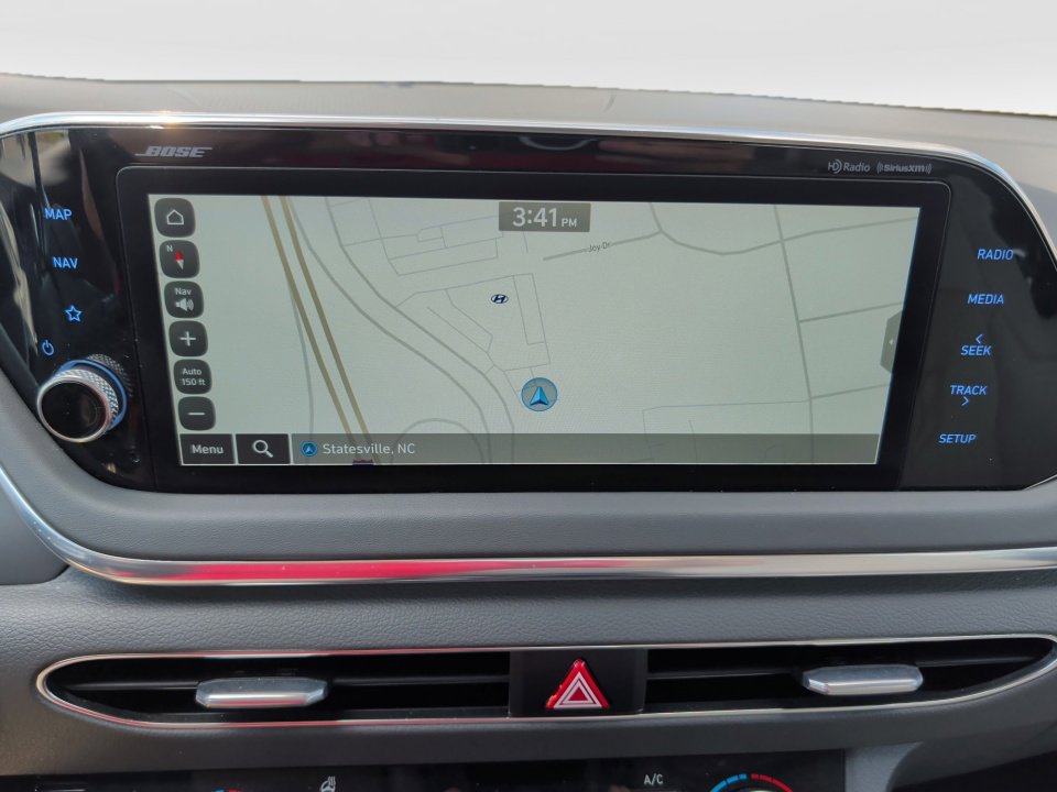 Certified 2022 Hyundai Sonata Limited w/ Cargo Package FWD image 17
