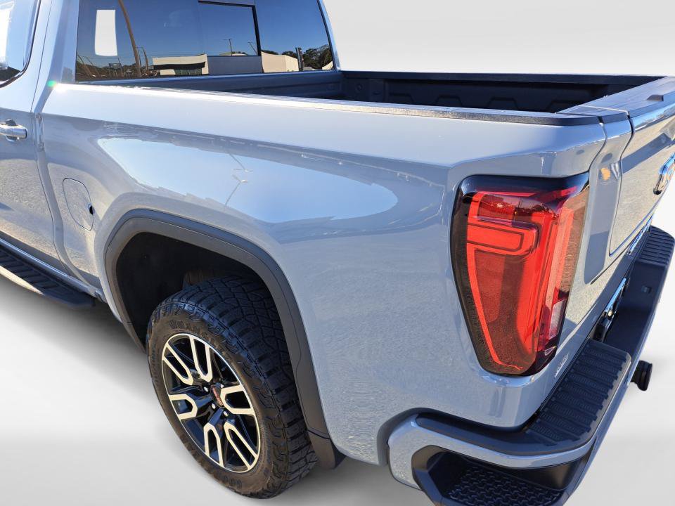 Used 2024 GMC Sierra 1500 AT4 w/ Technology Package AWD/4WD image 19