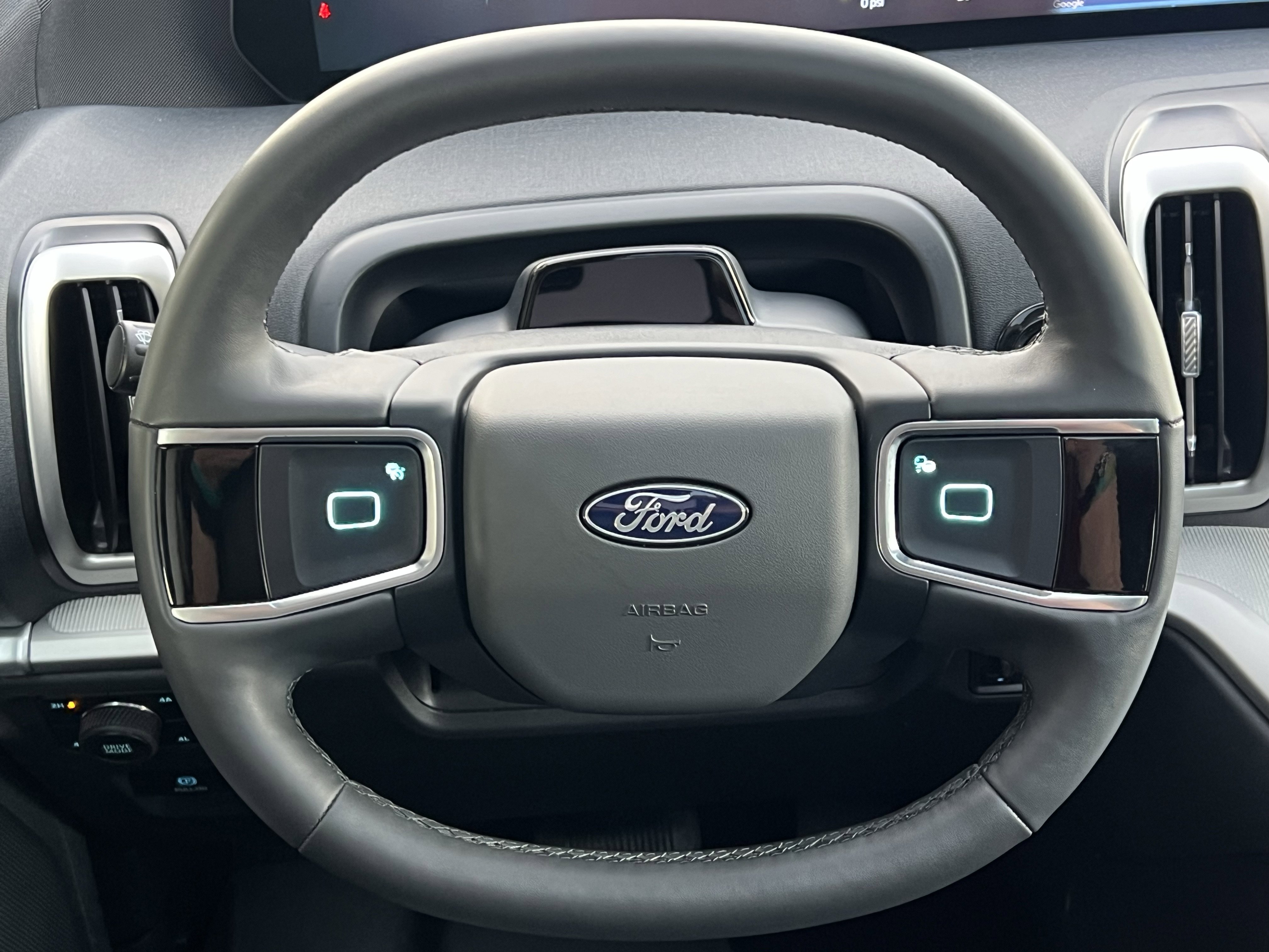 Used 2025 Ford Expedition Max Active AWD/4WD image 38