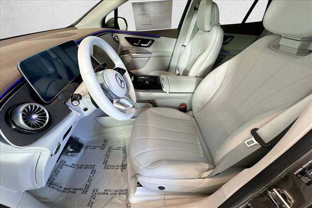 New 2026 Mercedes-Benz EQE 320 4MATIC SUV image 18