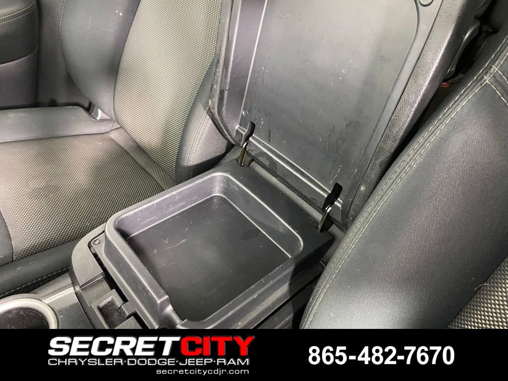 Used 2018 Nissan Pathfinder SV FWD image 22