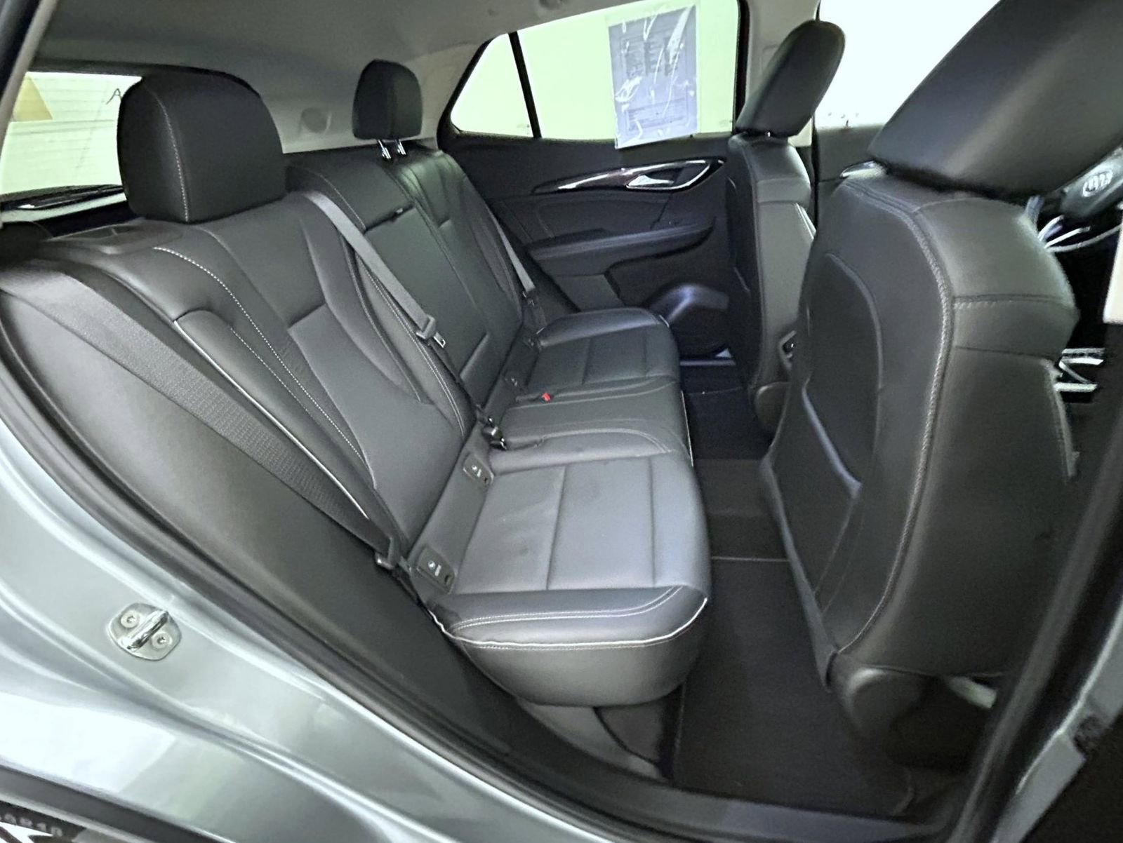 Used 2023 Buick Envision Essence AWD/4WD image 17