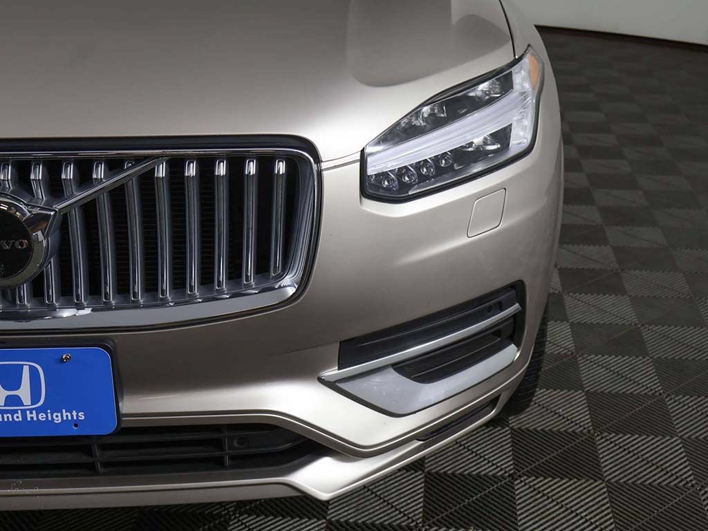 Used 2024 Volvo XC90 T8 Plus w/ Protection Package Premier AWD/4WD image 18