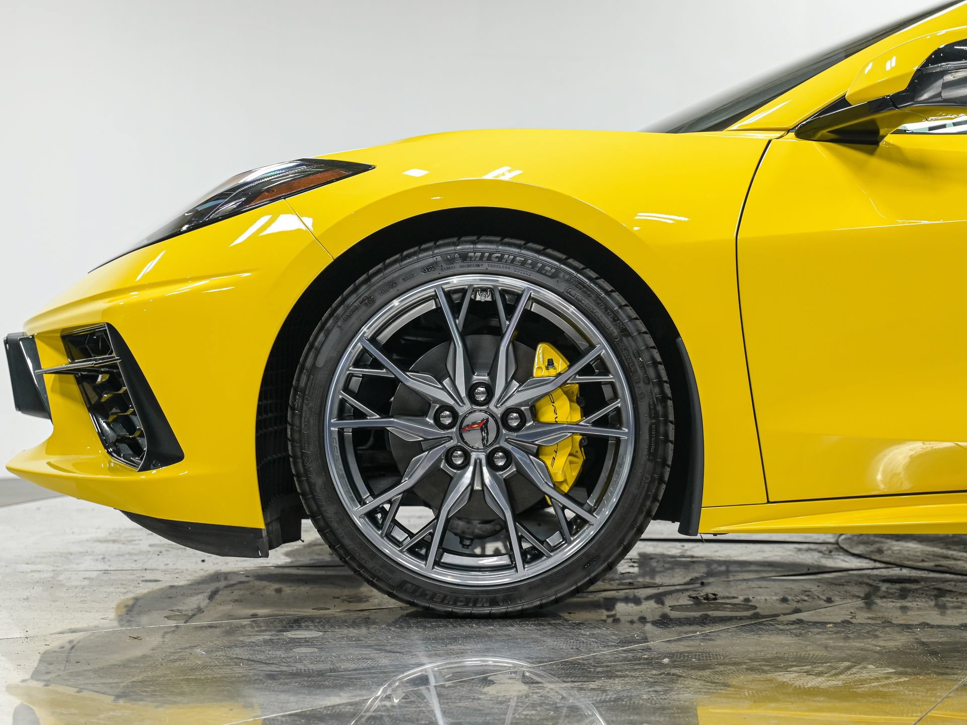 Used 2026 Chevrolet Corvette Stingray Coupe w/ 1LT RWD image 3