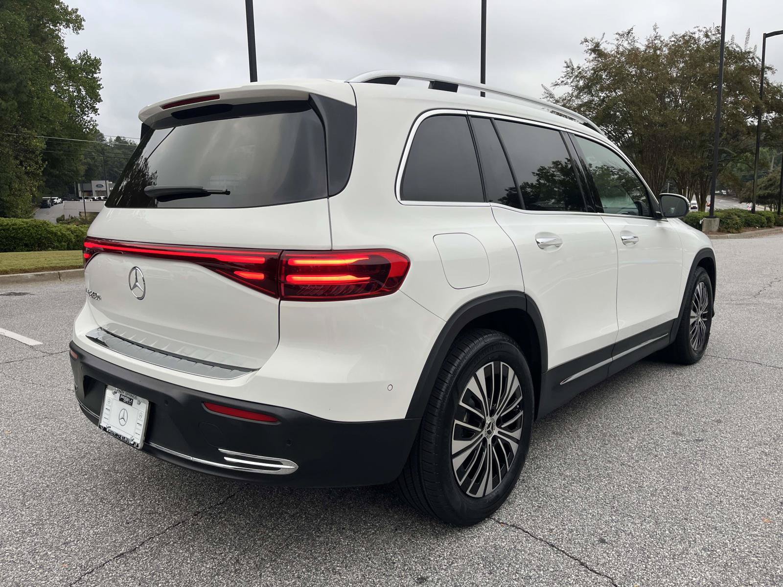 Certified 2025 Mercedes-Benz EQB 250+ w/ Driver Assistance Package image 8