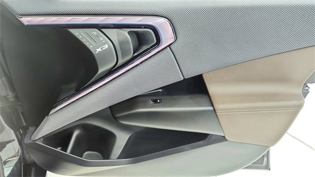 Used 2025 BMW X3 xDrive30i w/ Premium Package image 23