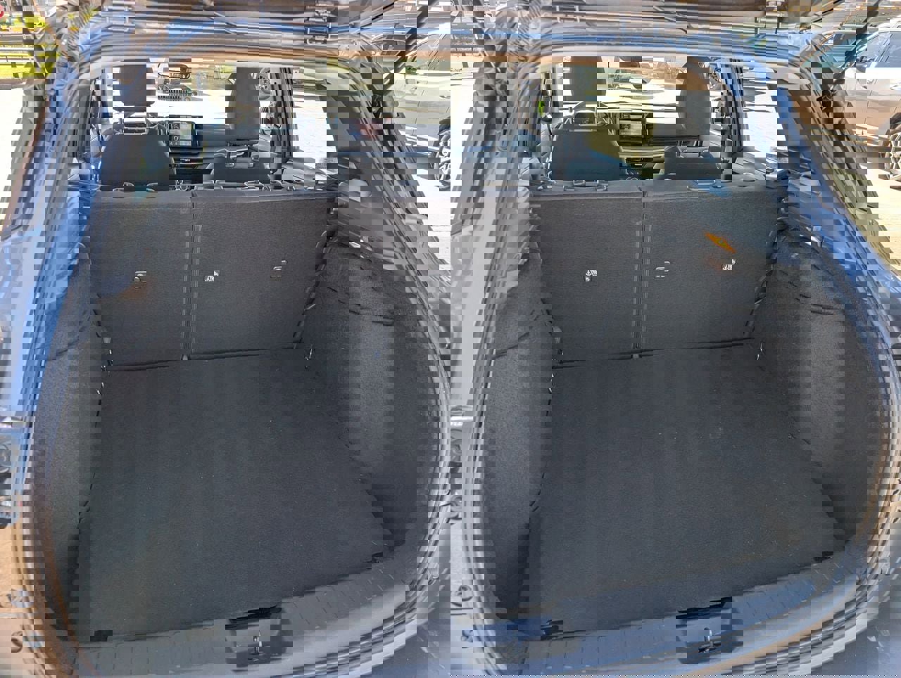 Certified 2025 Nissan Kicks S image 29