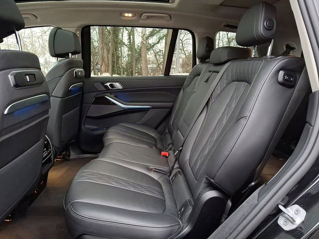Used 2025 BMW X7 xDrive40i image 13