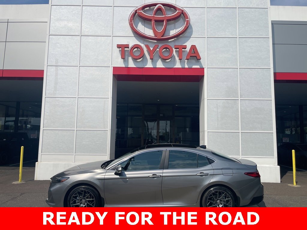 Used 2025 Toyota Camry XLE