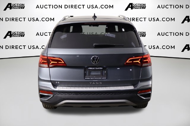 Used 2023 Volkswagen Taos SE FWD image 3