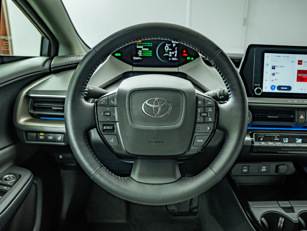 Used 2024 Toyota Prius XLE FWD image 23