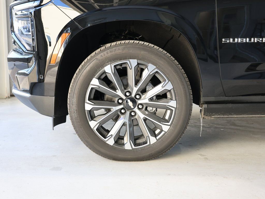 New 2025 Chevrolet Suburban High Country image 48