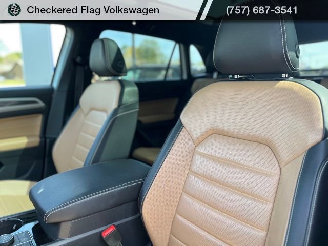 Used 2023 Volkswagen Atlas Cross Sport SEL Premium R-Line image 22