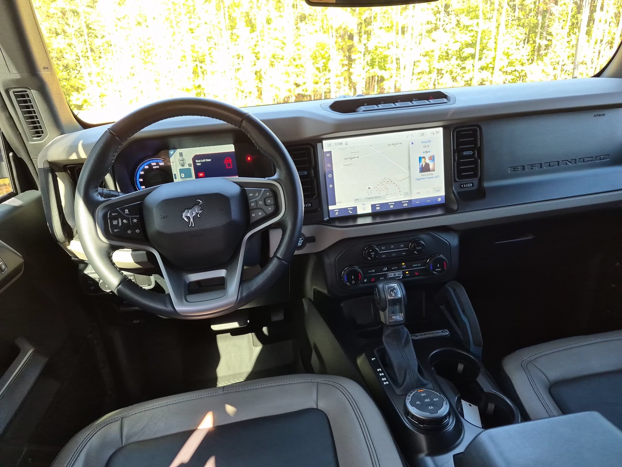 Certified 2022 Ford Bronco Wildtrak AWD/4WD image 28