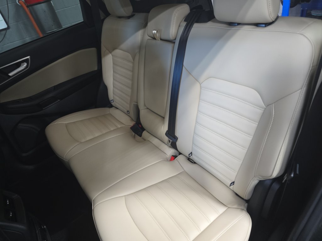 Used 2023 Ford Edge SEL w/ Convenience Package AWD/4WD image 15