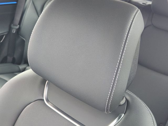 Used 2026 Genesis GV70 2.5T image 11