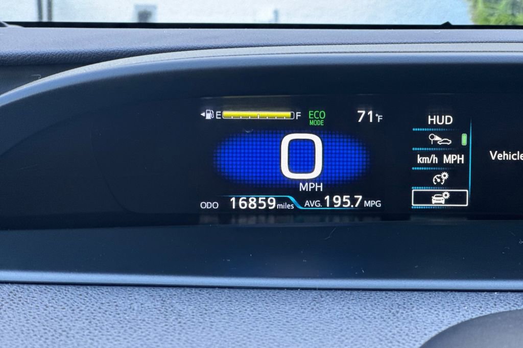 Certified 2021 Toyota Prius Prime Limited FWD image 25