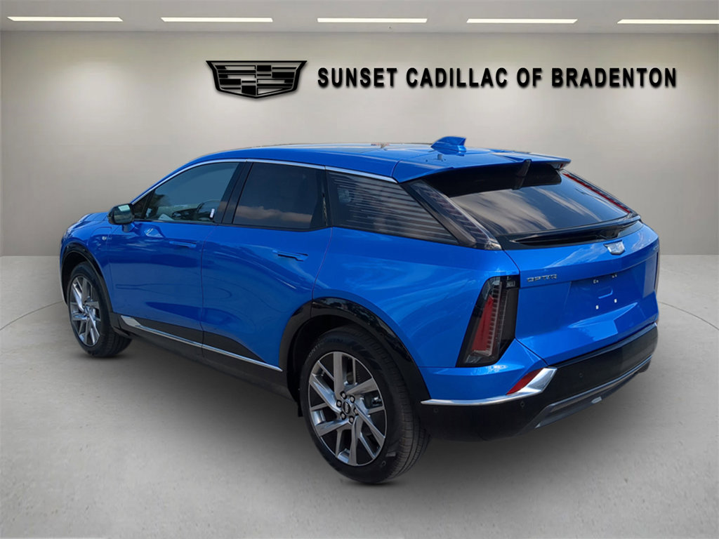New 2026 Cadillac Optiq Luxury 1 w/ LPO, Floor Liner Package RWD image 6