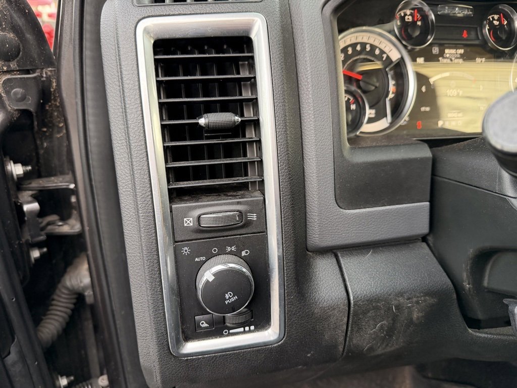 Used 2018 RAM 1500 Big Horn image 27