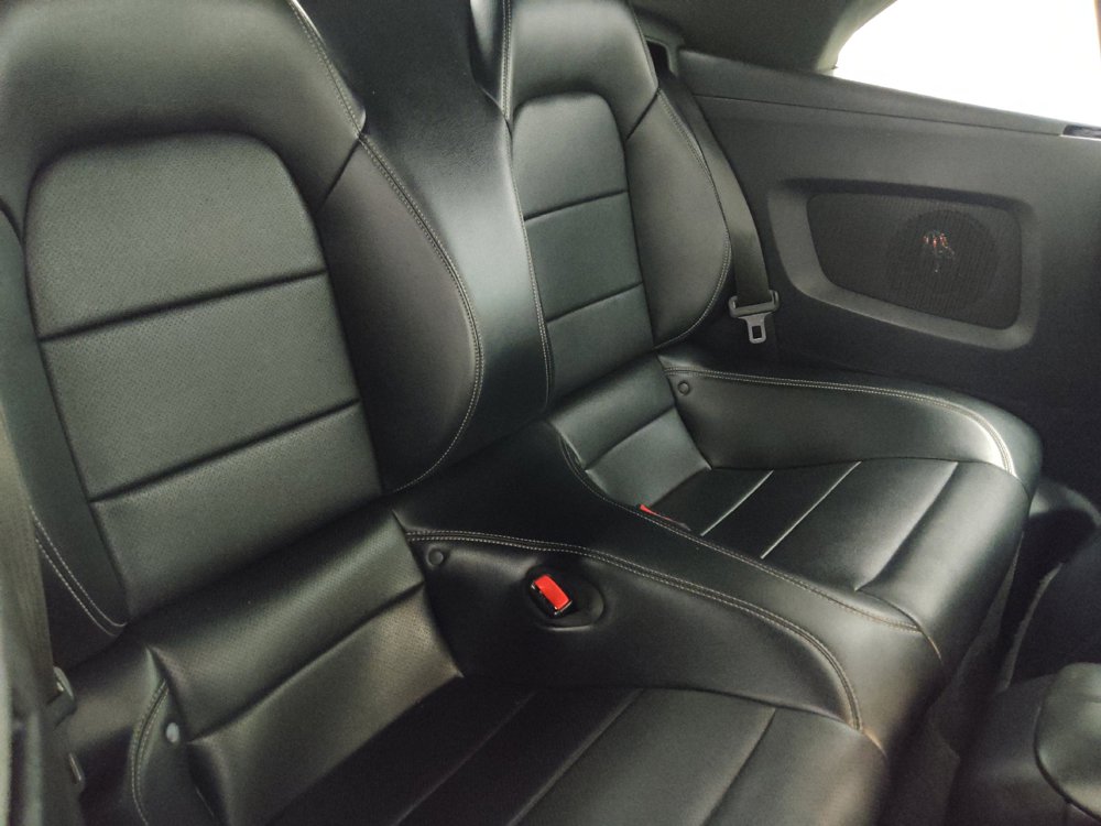 Used 2015 Ford Mustang Premium RWD image 19