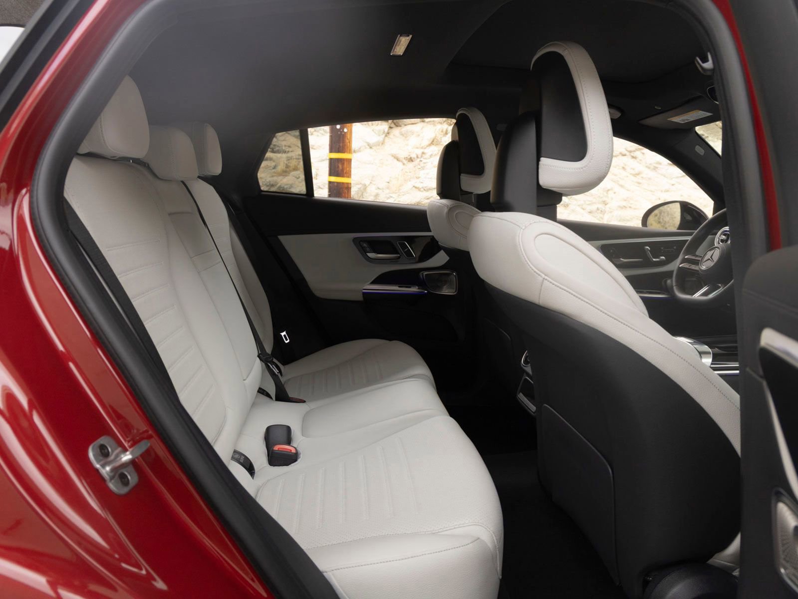 New 2026 Mercedes-Benz GLC 300 4MATIC image 24