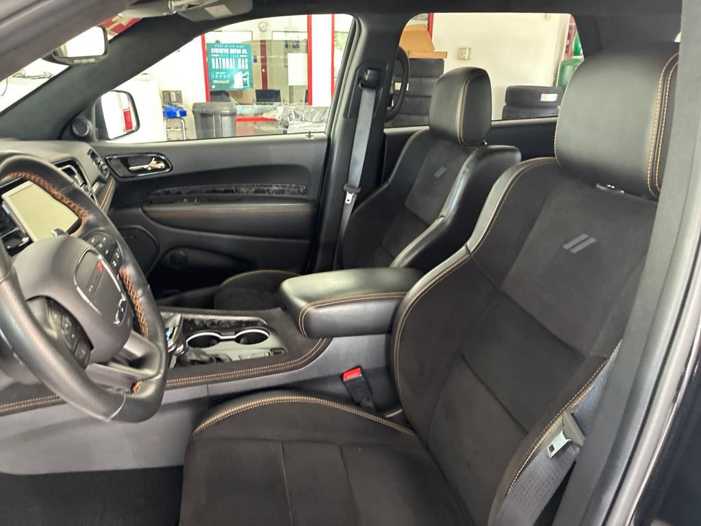 Certified 2023 Dodge Durango R/T w/ Hemi Orange Plus Package AWD/4WD image 10