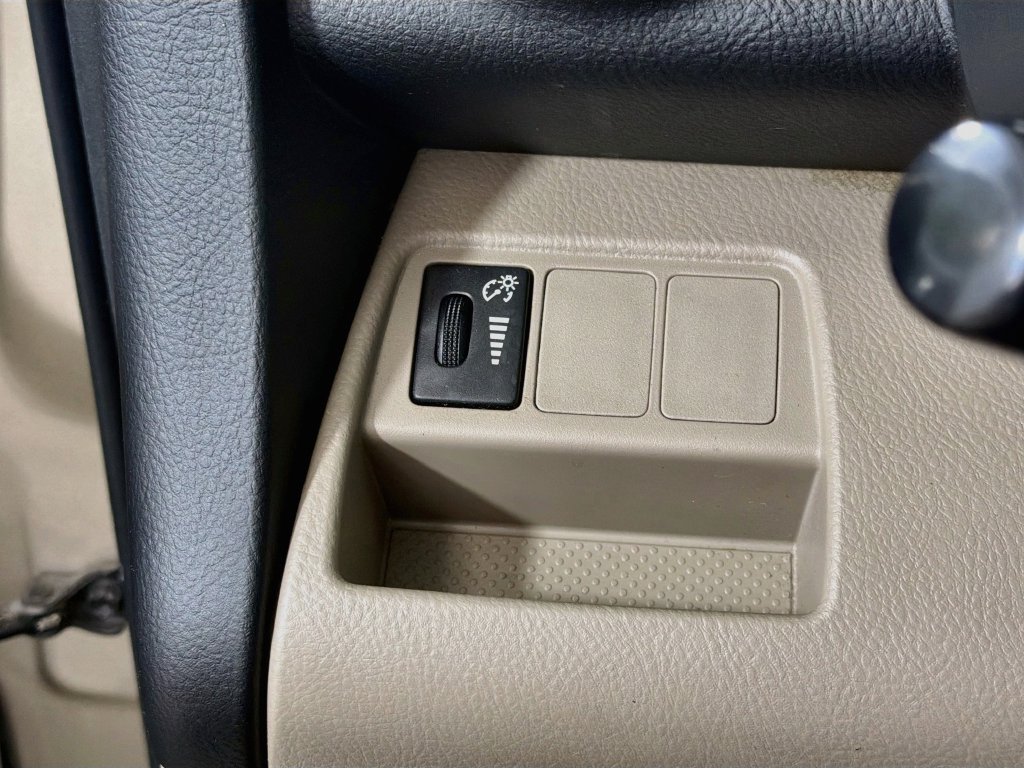 Used 2008 Toyota RAV4 Limited FWD image 12