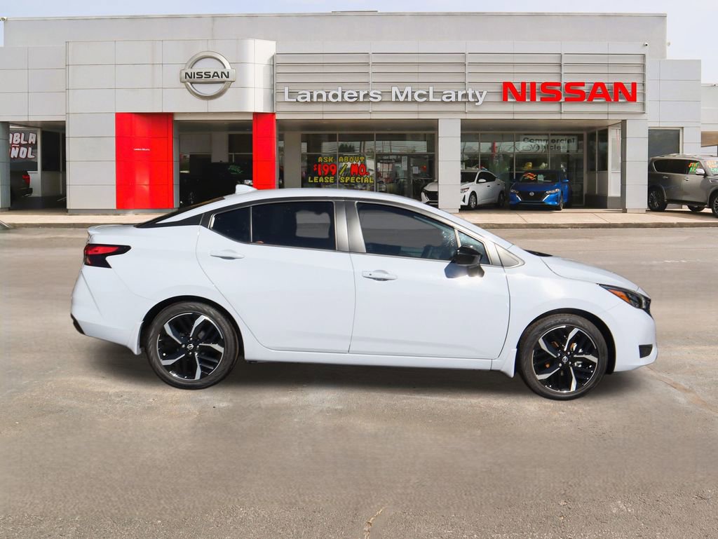 New 2025 Nissan Versa SR w/ Trunk Package image 2