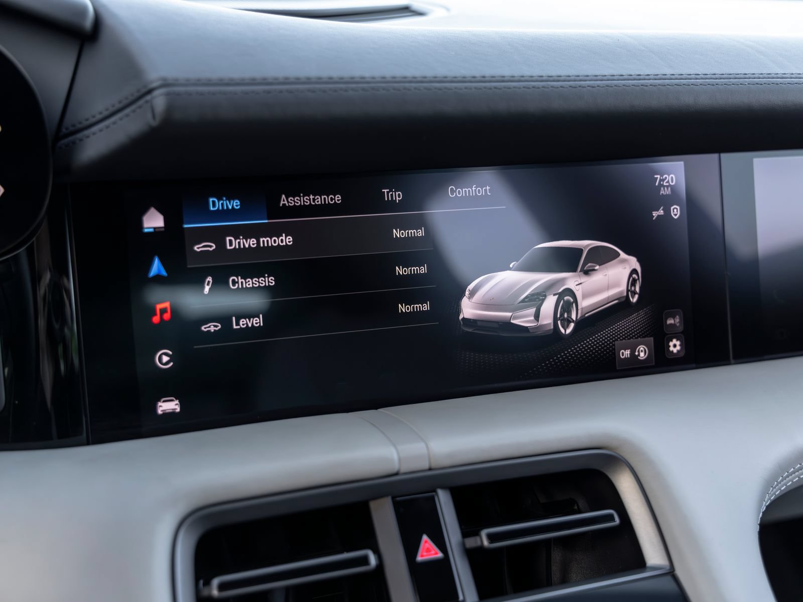 Certified 2025 Porsche Taycan AWD/4WD image 33
