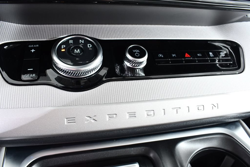 New 2026 Ford Expedition Active AWD/4WD image 29