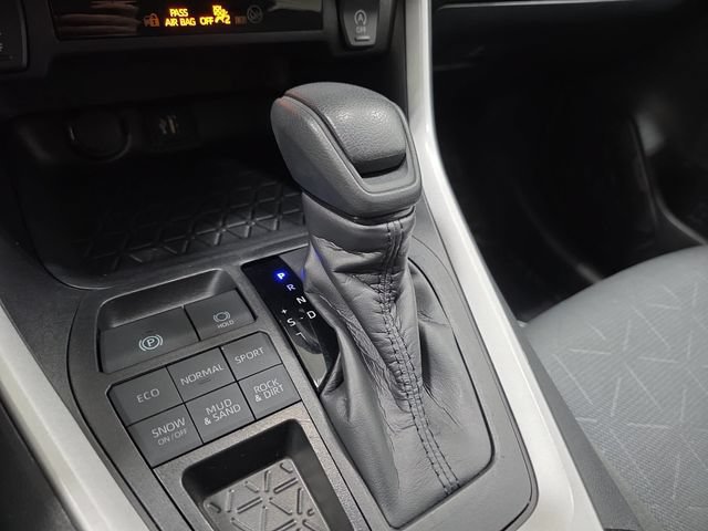 Certified 2025 Toyota RAV4 XLE AWD/4WD image 20