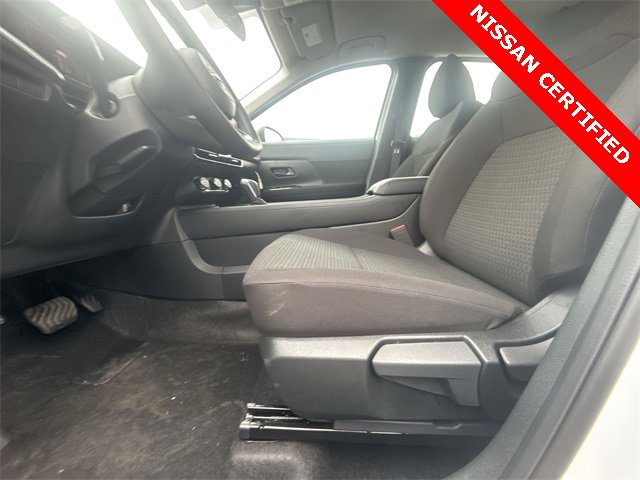 Used 2025 Nissan Kicks S image 12
