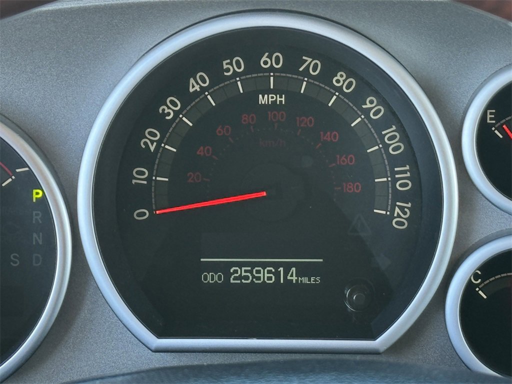 Used 2013 Toyota Sequoia Platinum image 17