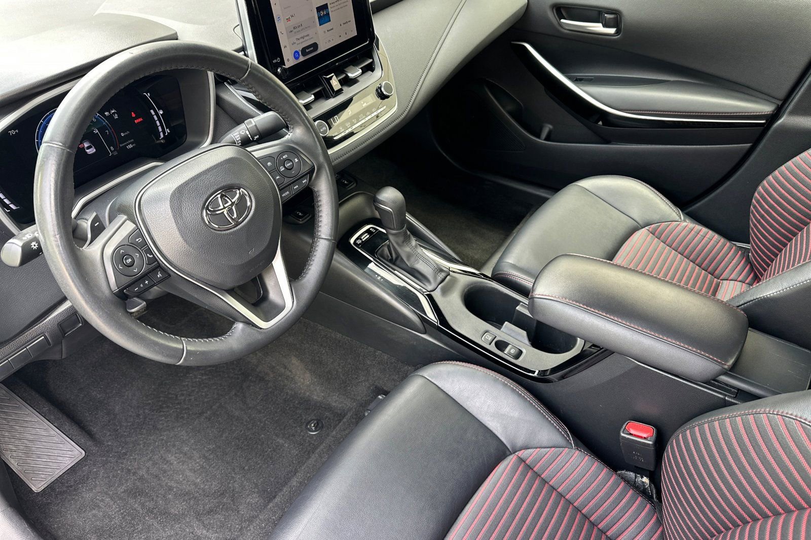 Certified 2024 Toyota Corolla XSE FWD image 10