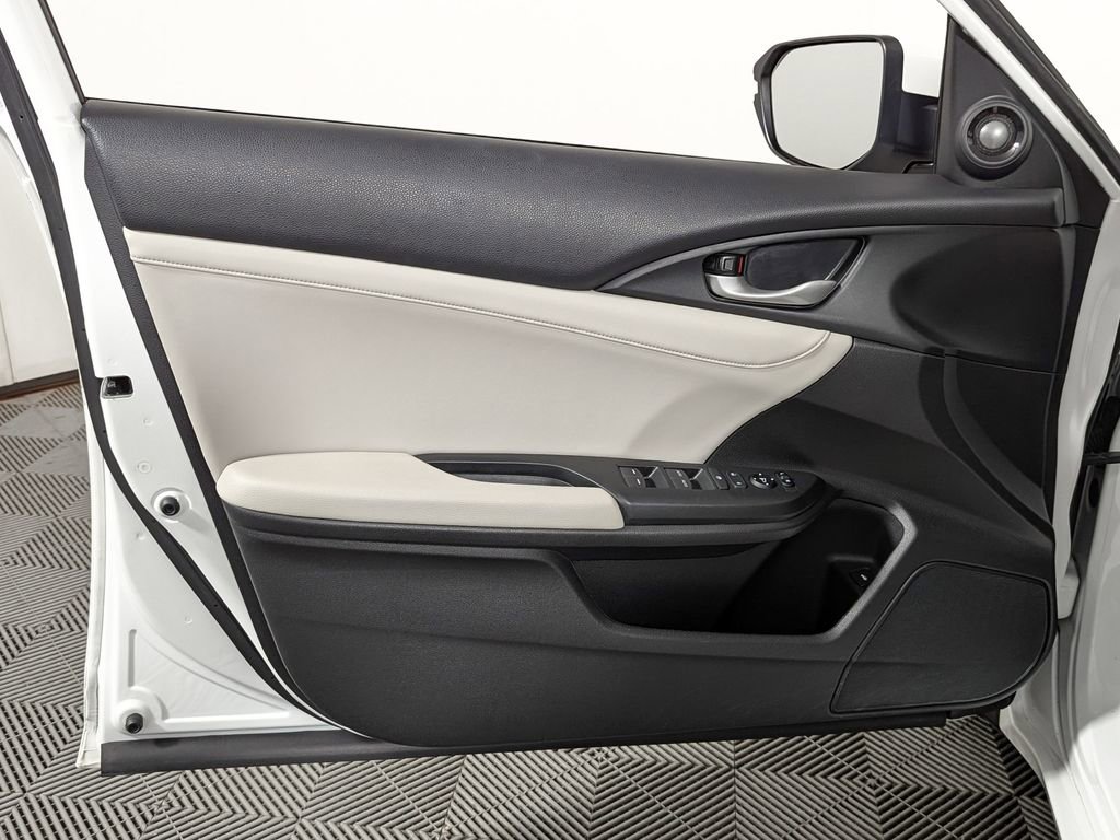 Used 2019 Honda Insight Touring image 14