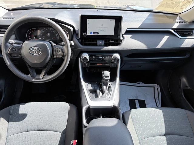 Used 2025 Toyota RAV4 XLE FWD image 8