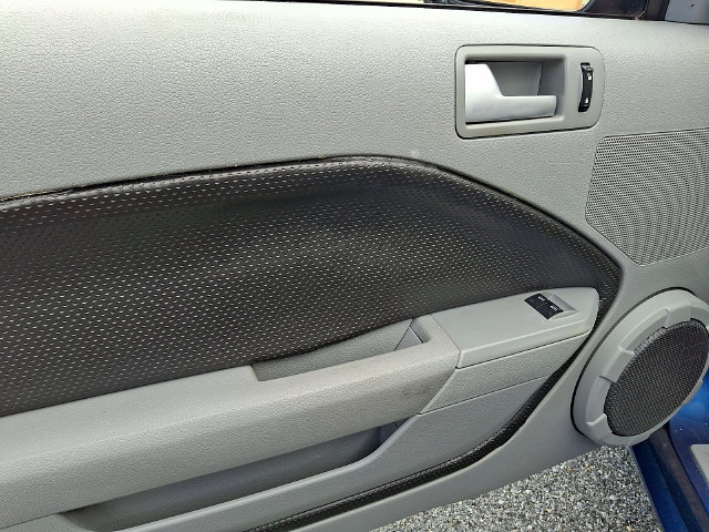 Used 2008 Ford Mustang GT Premium RWD image 12