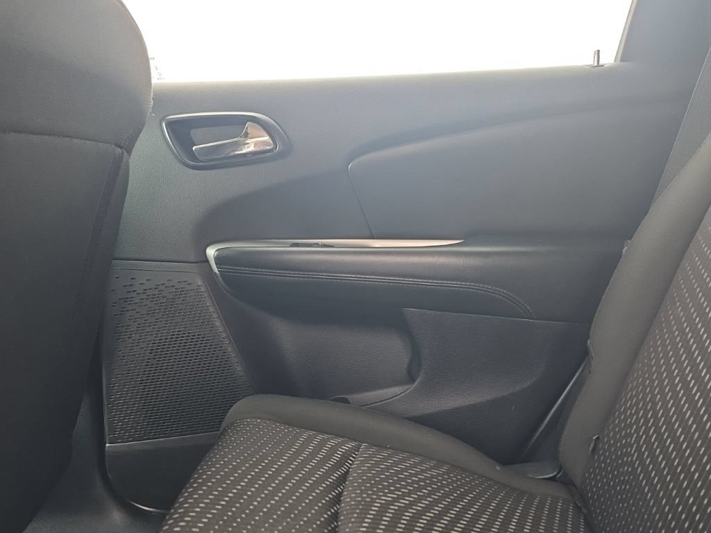 Used 2020 Dodge Journey SE FWD image 11