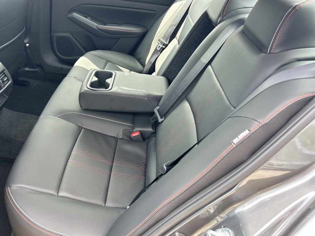 New 2026 Nissan Altima 2.5 SR AWD/4WD image 19