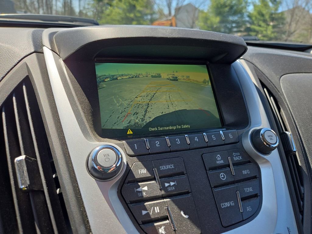 Used 2017 Chevrolet Equinox LT w/ Convenience Package image 18