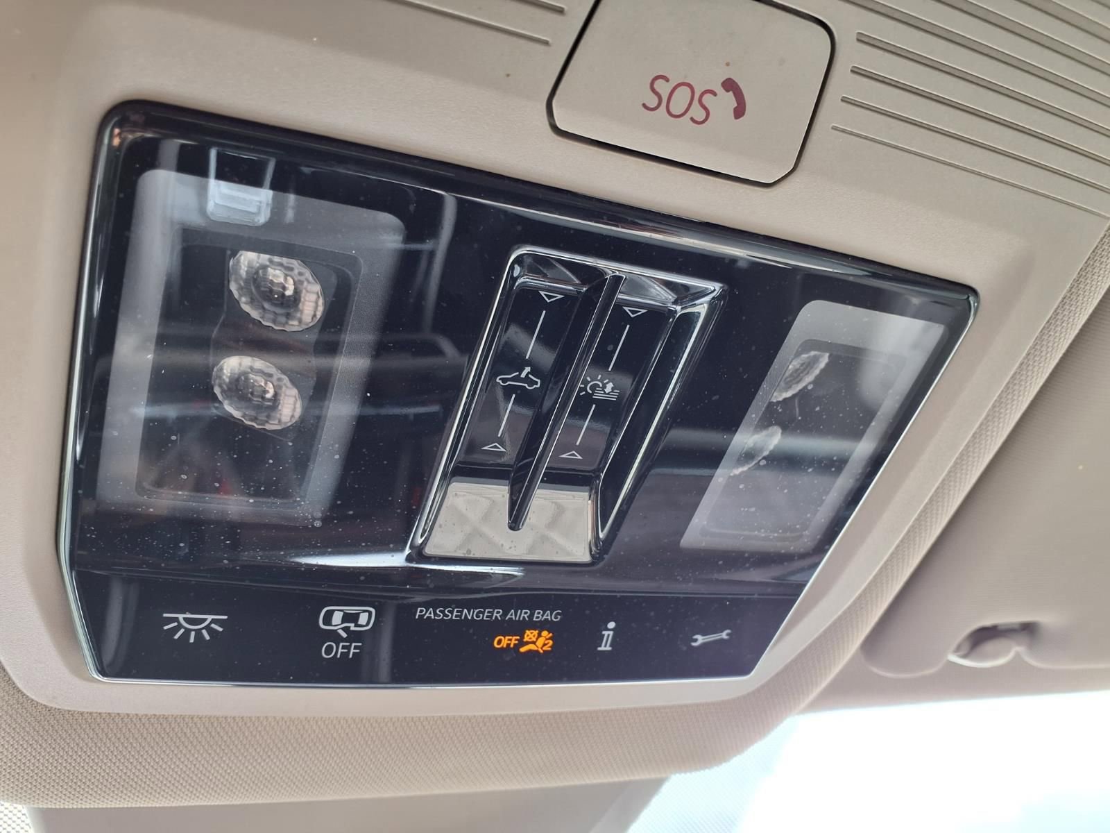 Used 2024 Volkswagen Atlas SEL Premium R-Line image 14