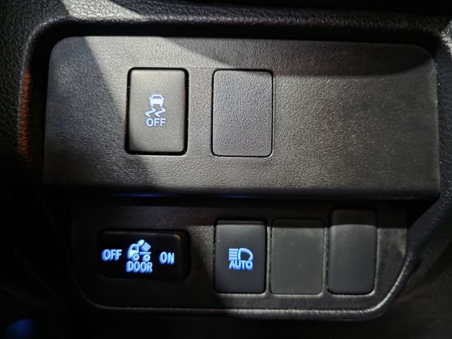 Used 2023 Toyota Tacoma SR AWD/4WD image 18