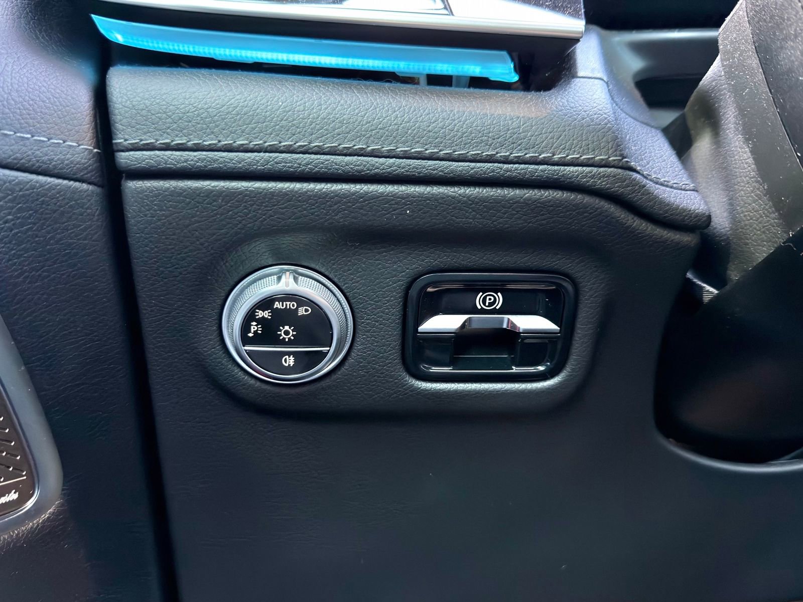 Certified 2023 Mercedes-Benz EQS 580 4MATIC SUV image 21