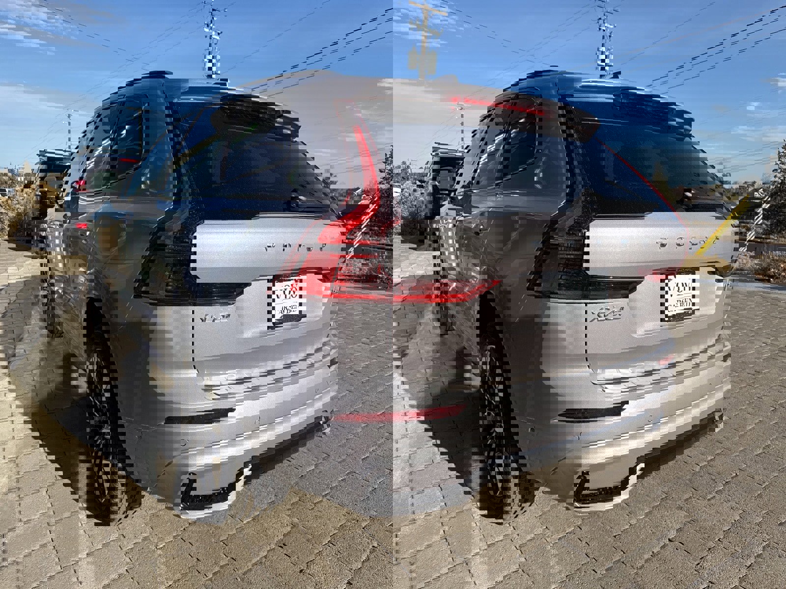 New 2026 Volvo XC60 B5 Plus w/ Protection Package Premier image 4