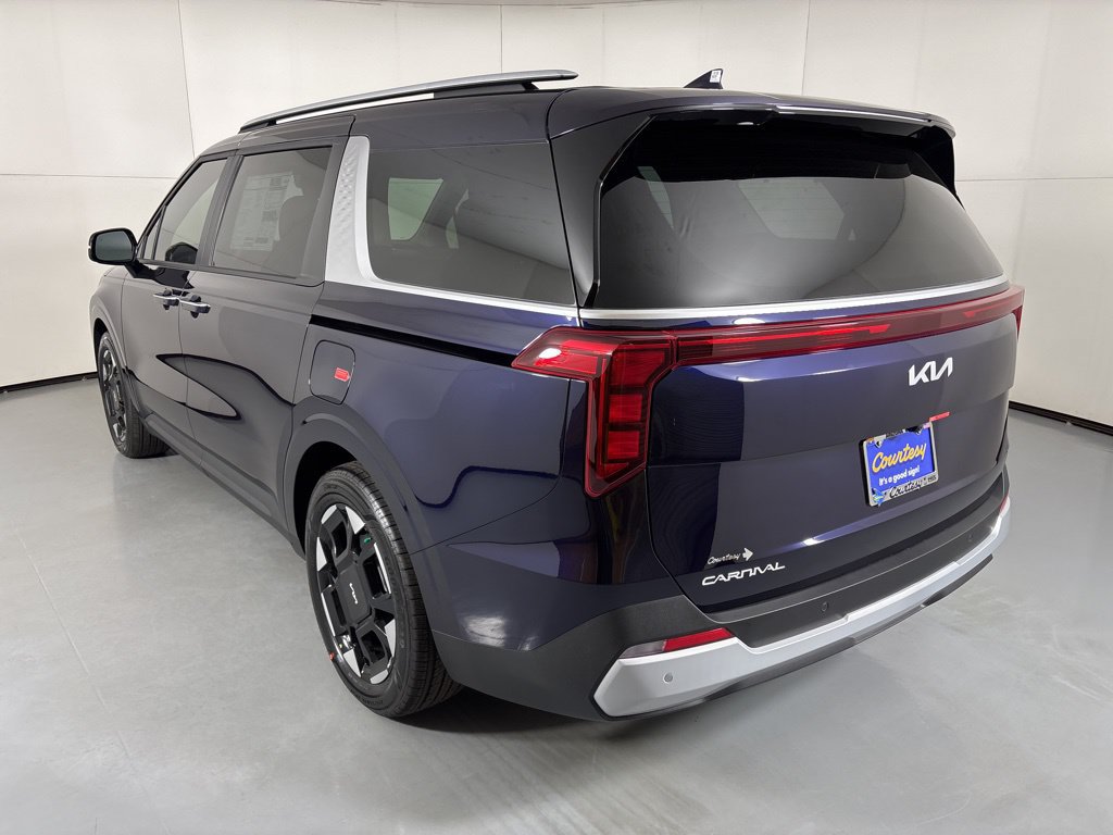 New 2026 Kia Carnival EX FWD image 6